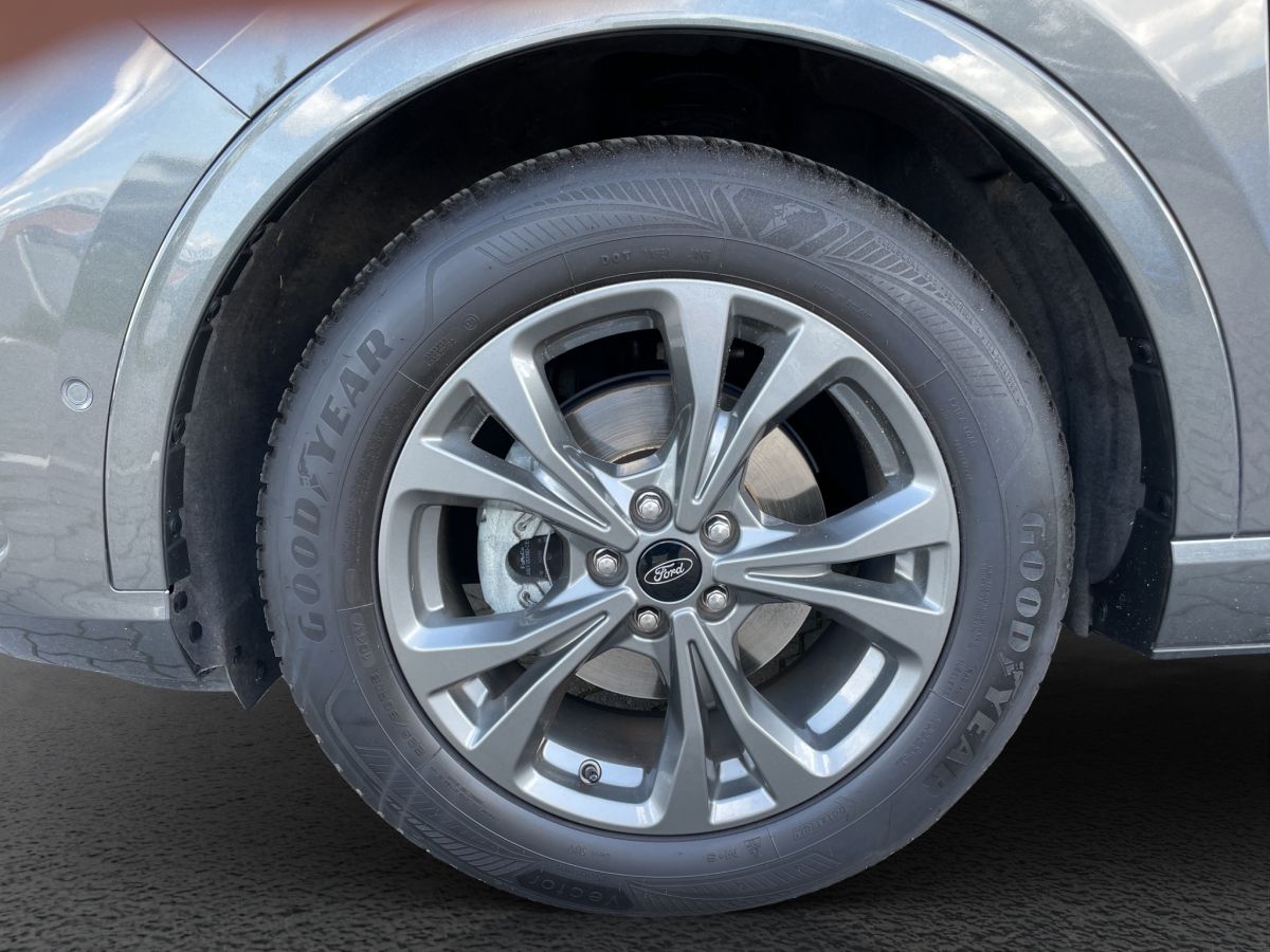 Ford Kuga ST-Line X - Samsaru's Car Outlet