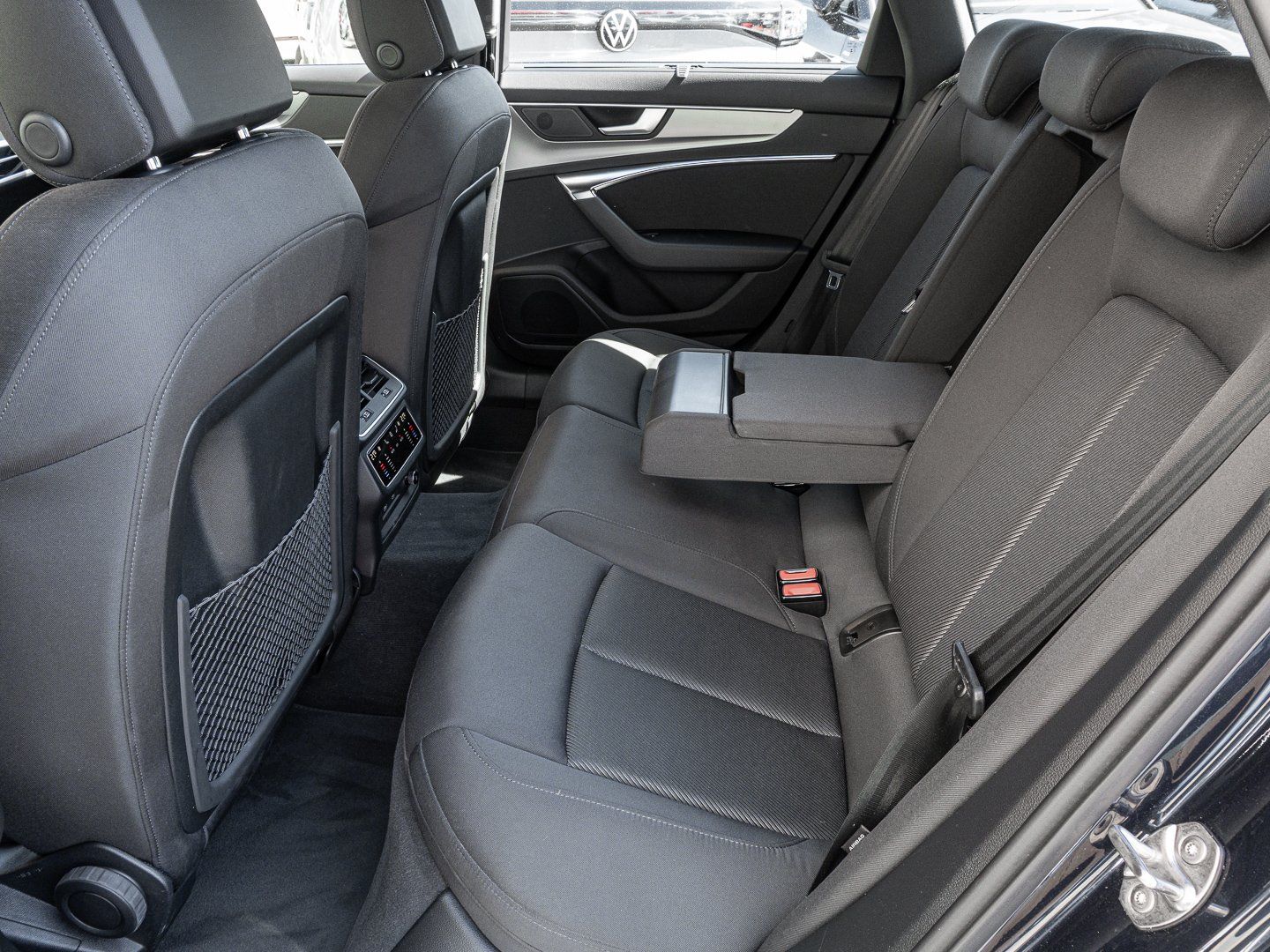 Audi A6 Avant S line 50 TDI quattro tiptronic AHK Pan
