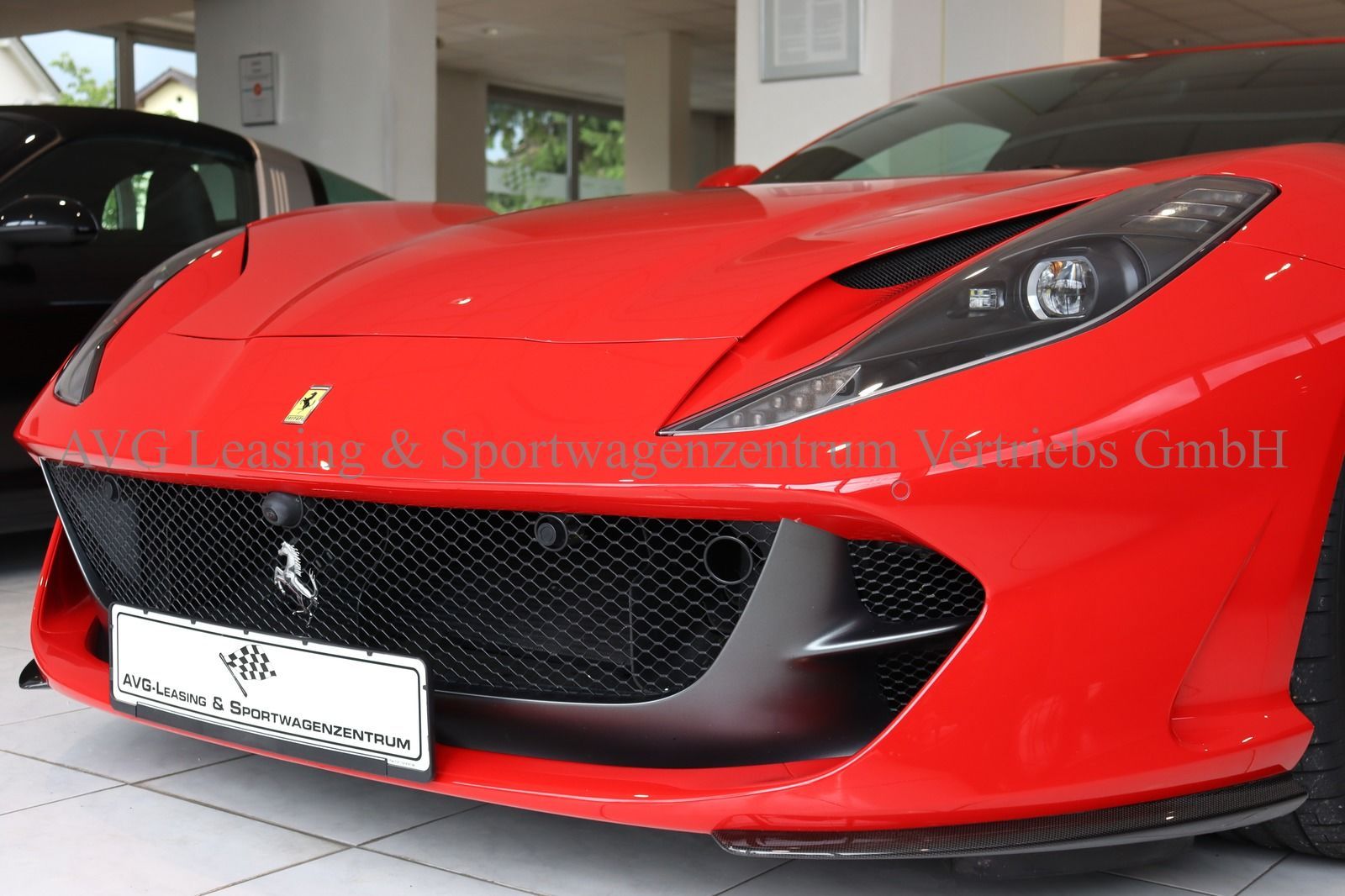 Ferrari 812 Superfast - Samsaru's Car Outlet