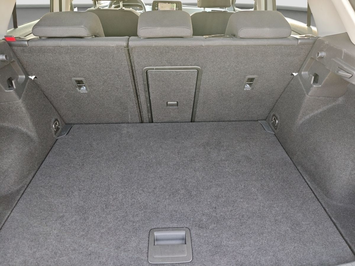 Volkswagen T-Roc LIFE 1.0 TSI - Samsaru's Car Outlet