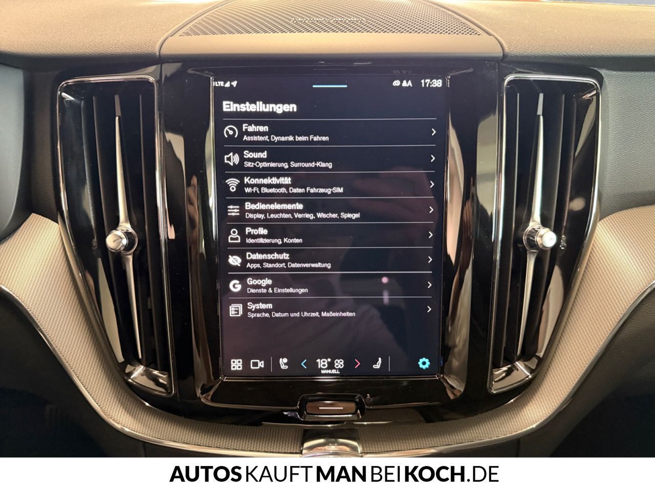 Volvo XC60 B5 AWD PlusDark ACC BLIS AHK VLED 4xSHz H&K