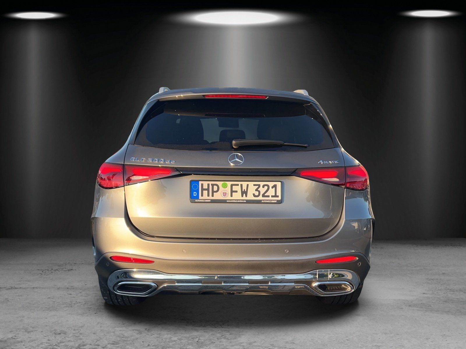 Mercedes-Benz GLC 300 de 4M+AMG-Line+PSD+AHK+Memory+DISTRONIC