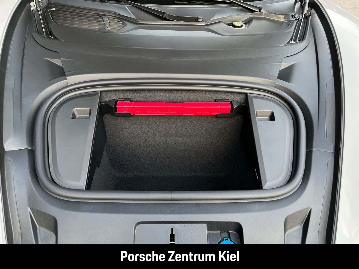 Porsche Taycan GTS HA-Lenkung InnoDrive Head-Up BOSE