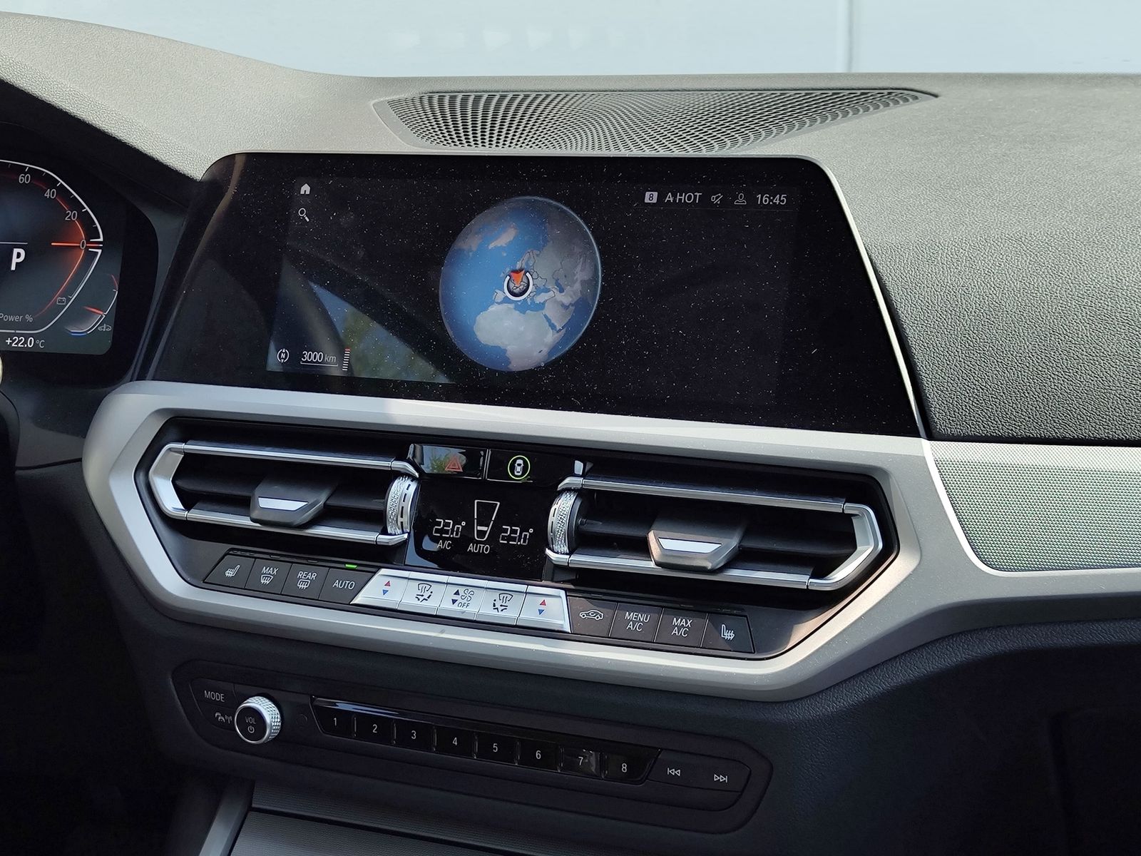 BMW 320i Touring Advantage - Samsaru's Car Outlet