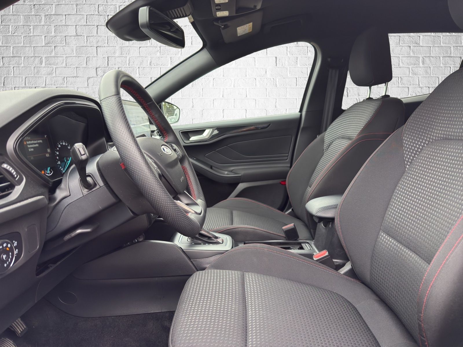 Ford Focus Turnier ST-Line*Head-Up*Navi*ACC*RFK
