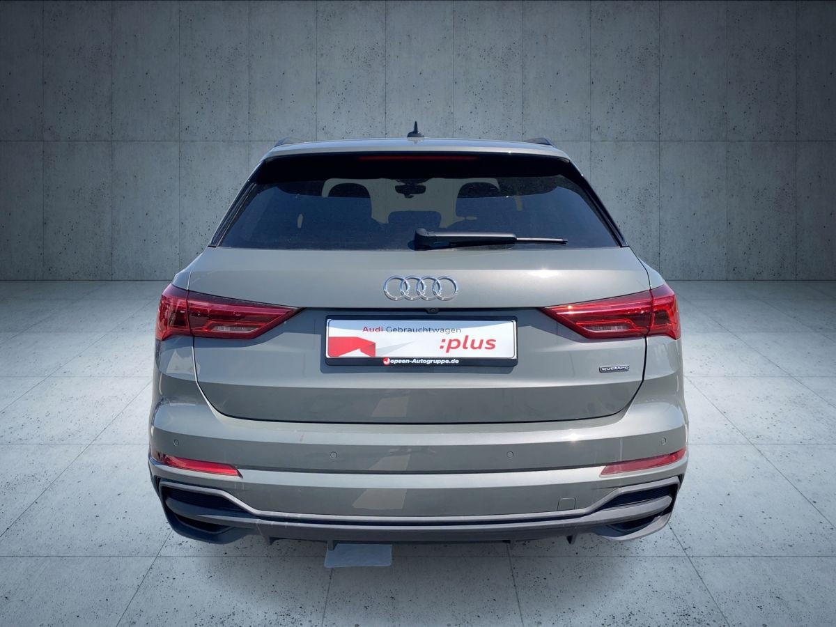 Audi Q3 45 TFSI quattro S line - Samsaru's Car Outlet