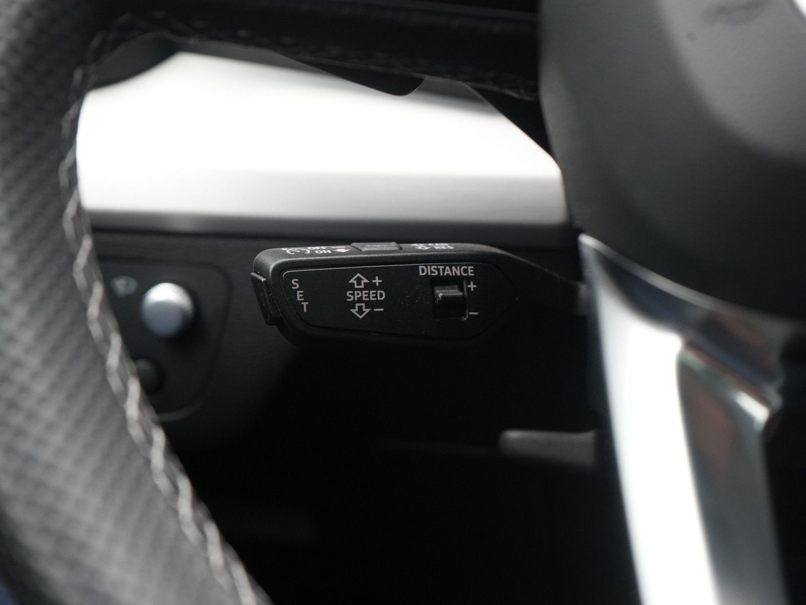 Audi Q5 55 e quattro S line PANO MATRIX AHK ACC LEDER