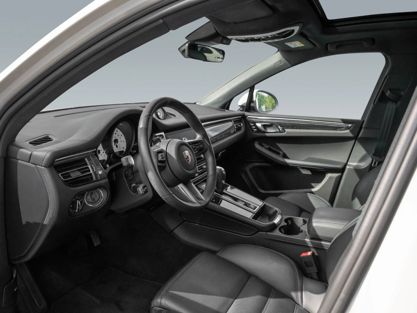Porsche Macan GTS 21-Zoll AHK BOSE Pano Luft 18-Wege
