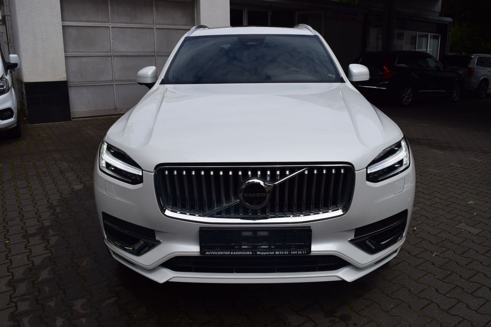 Volvo XC90 T8 AWD Plus - Samsaru's Car Outlet