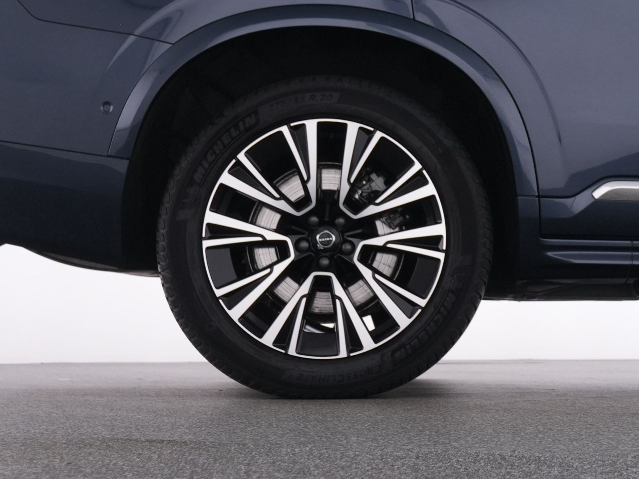 Volvo XC90 T8 Recharge Plus Bright+360°KAM+LEDER+ACC+M