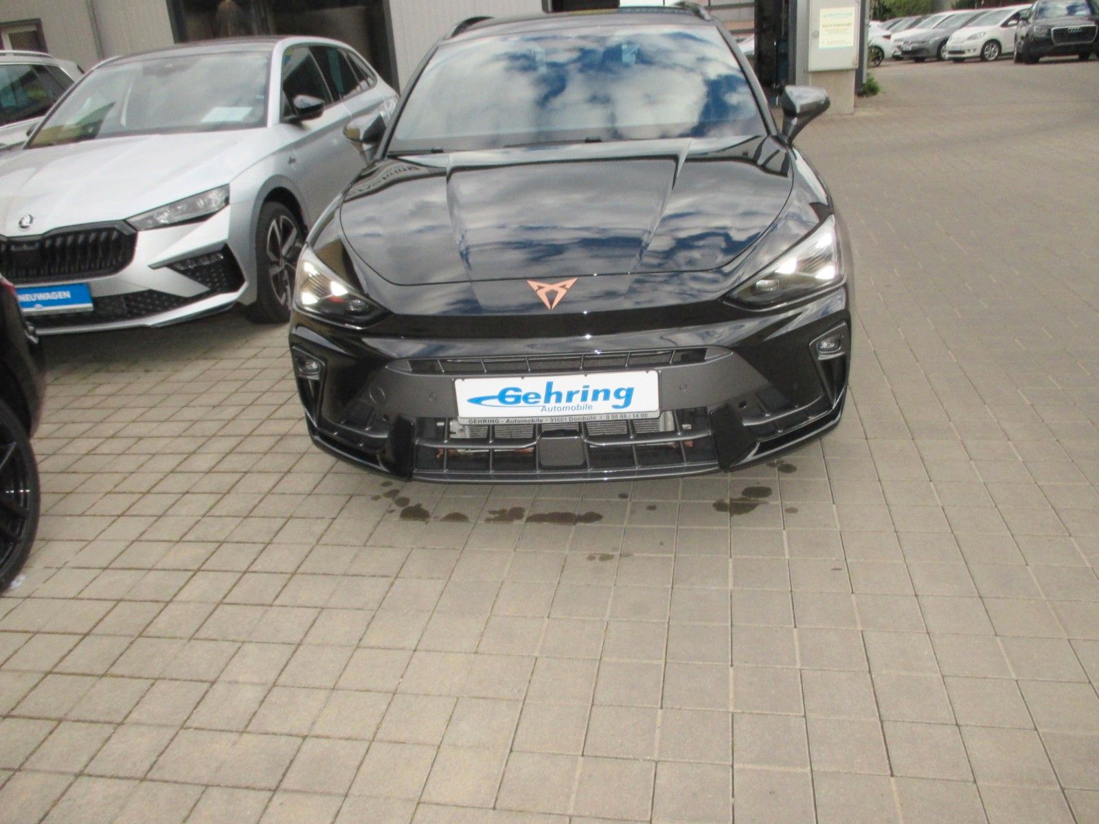 Cupra Leon 1.5 TSI DSG Sportstourer - Samsaru's Car Outlet