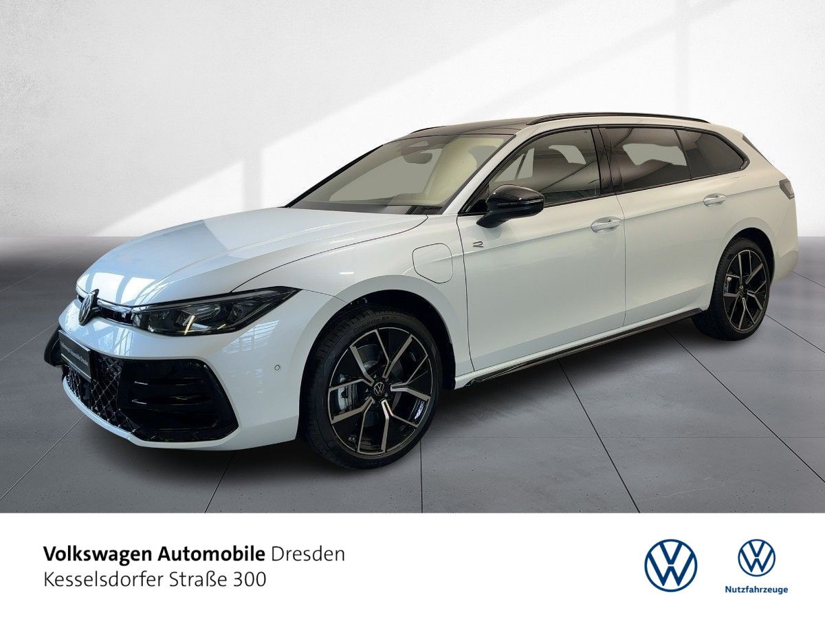 Volkswagen Passat Variant R-Line 1,5eHybrid AHK PANO SIGNAT