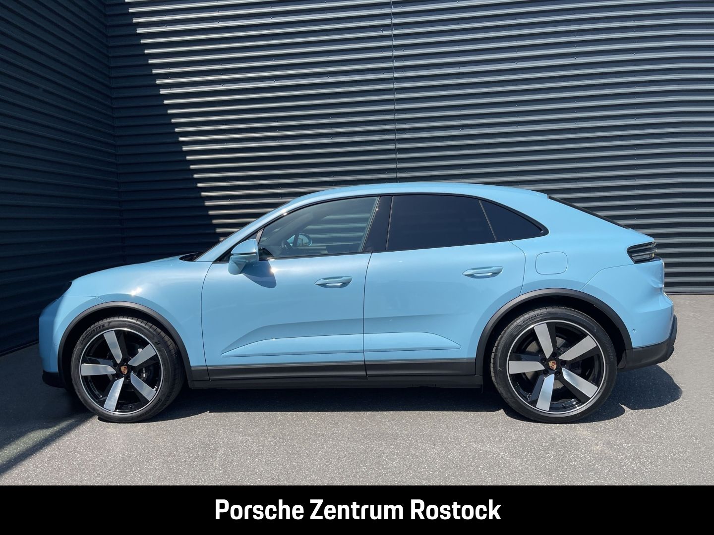 Porsche Macan 4 BOSE Rückfahrkamera Abstandstempomat LED
