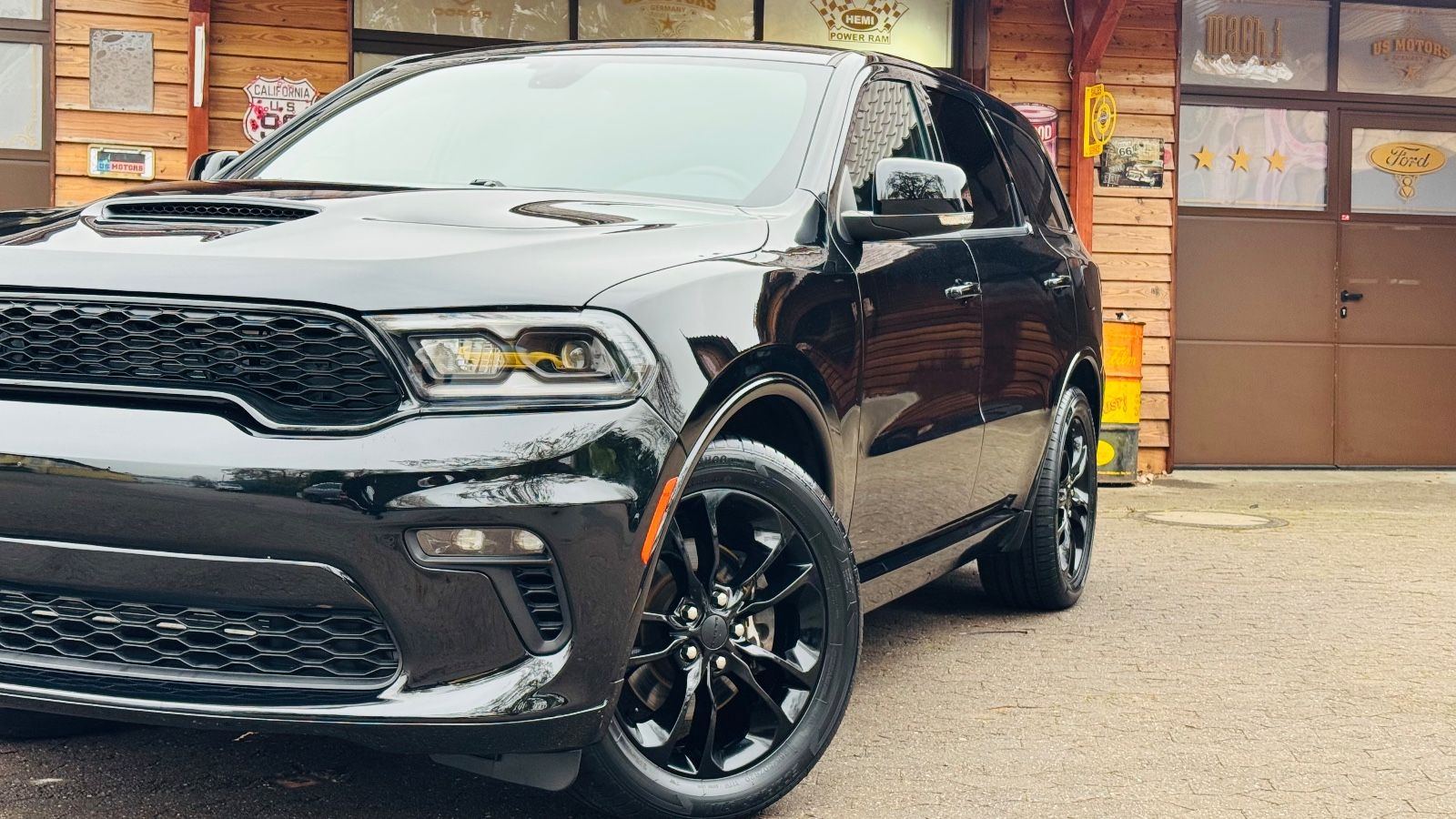 Dodge 5.7*R/T*LPG*AHK*NAVI*LED*6 SITZER*GARANTIE*VOLL