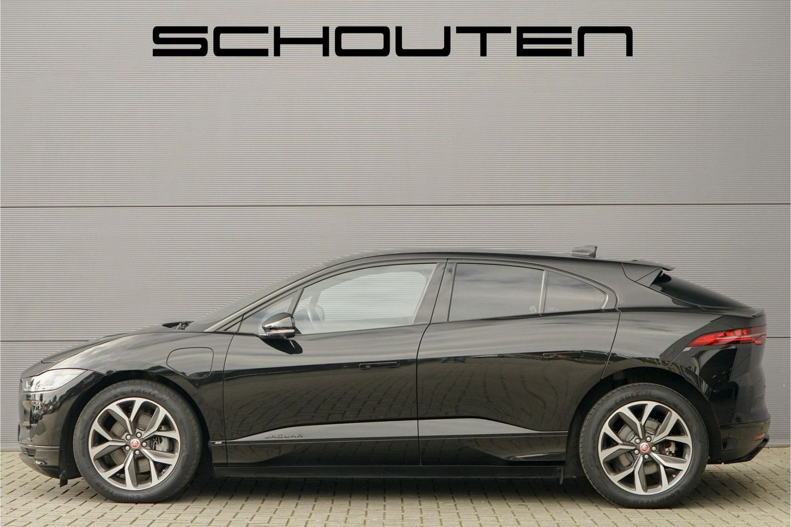 Jaguar I-Pace EV320 SE Business 90 kWh 3 Fase Laden Pan