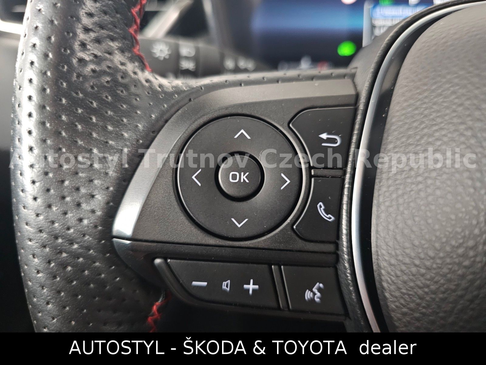 Toyota 2.0HEV 197k GR SPORT DYNAMIC HEAD UP