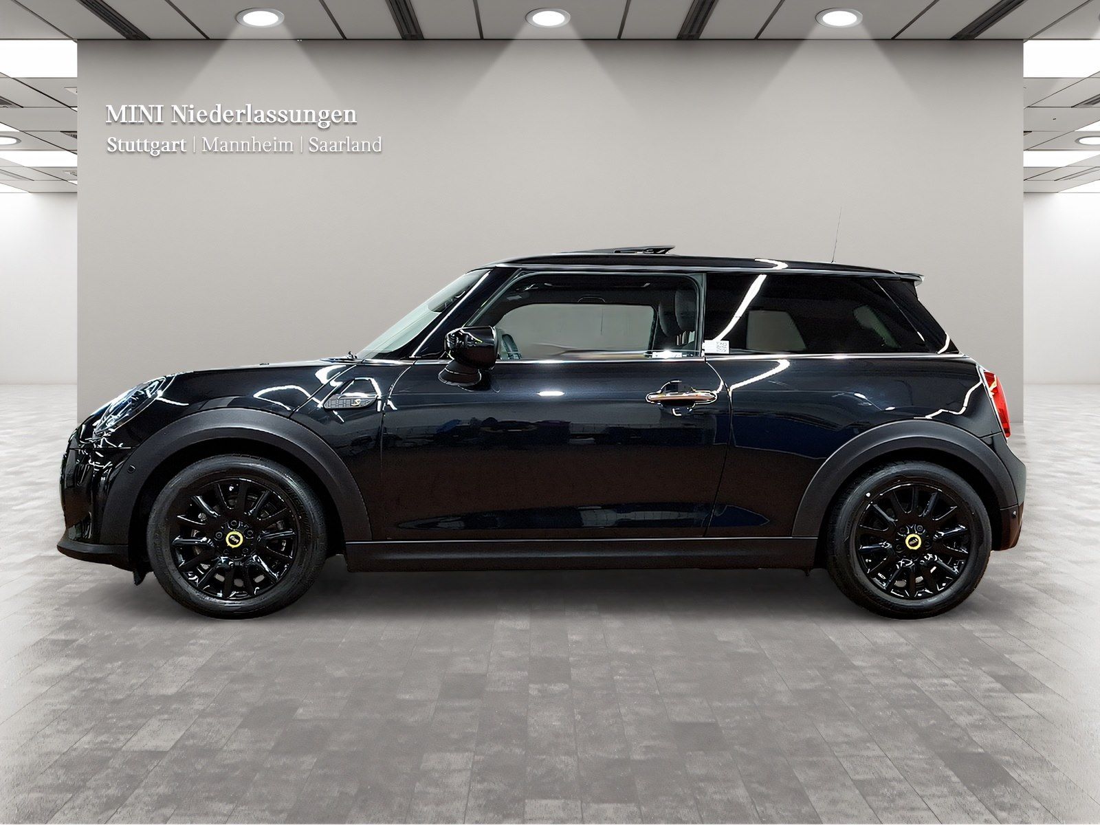 MINI Cooper SE - Samsaru's Car Outlet
