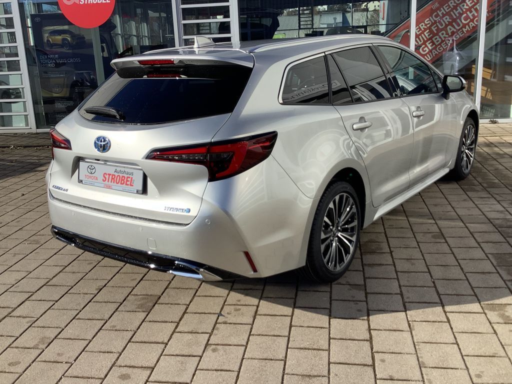 Toyota Corolla 1.8 Hybrid Touring Sports Team Deutschla