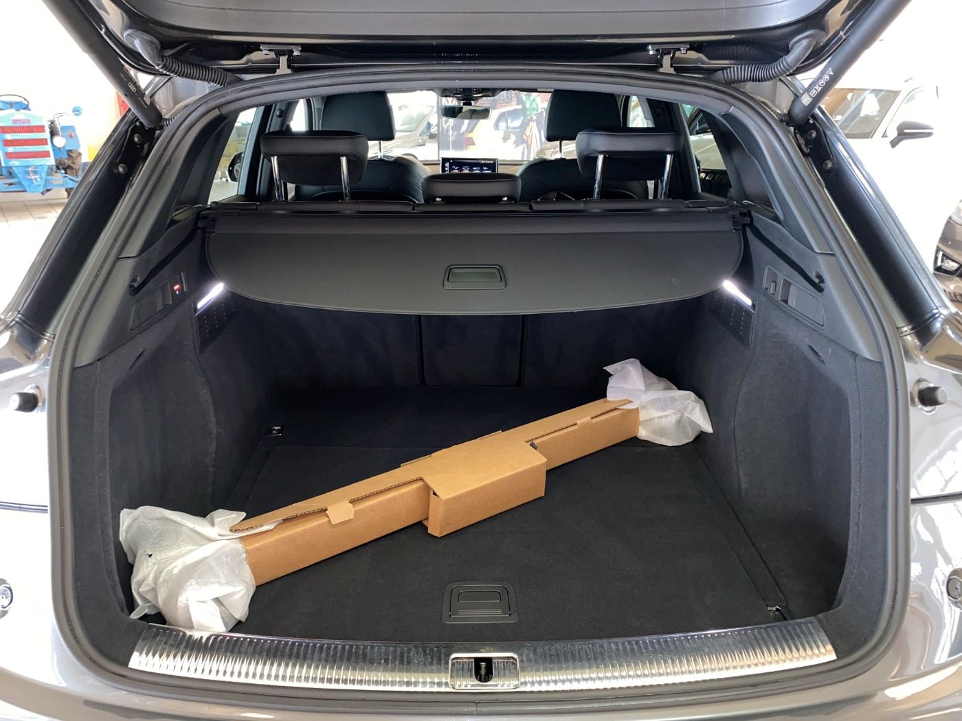 Audi Q5 S line 40 TDI q - Samsaru's Car Outlet