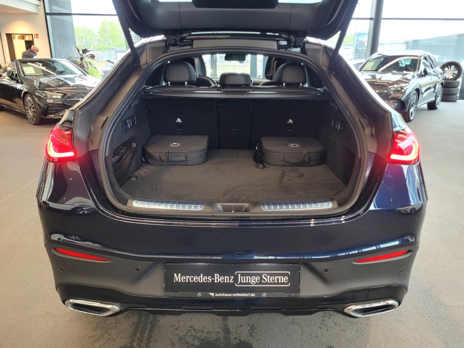 Mercedes-Benz GLC 300 e 4M Coupé AMG LINE - Samsaru's Car Outlet