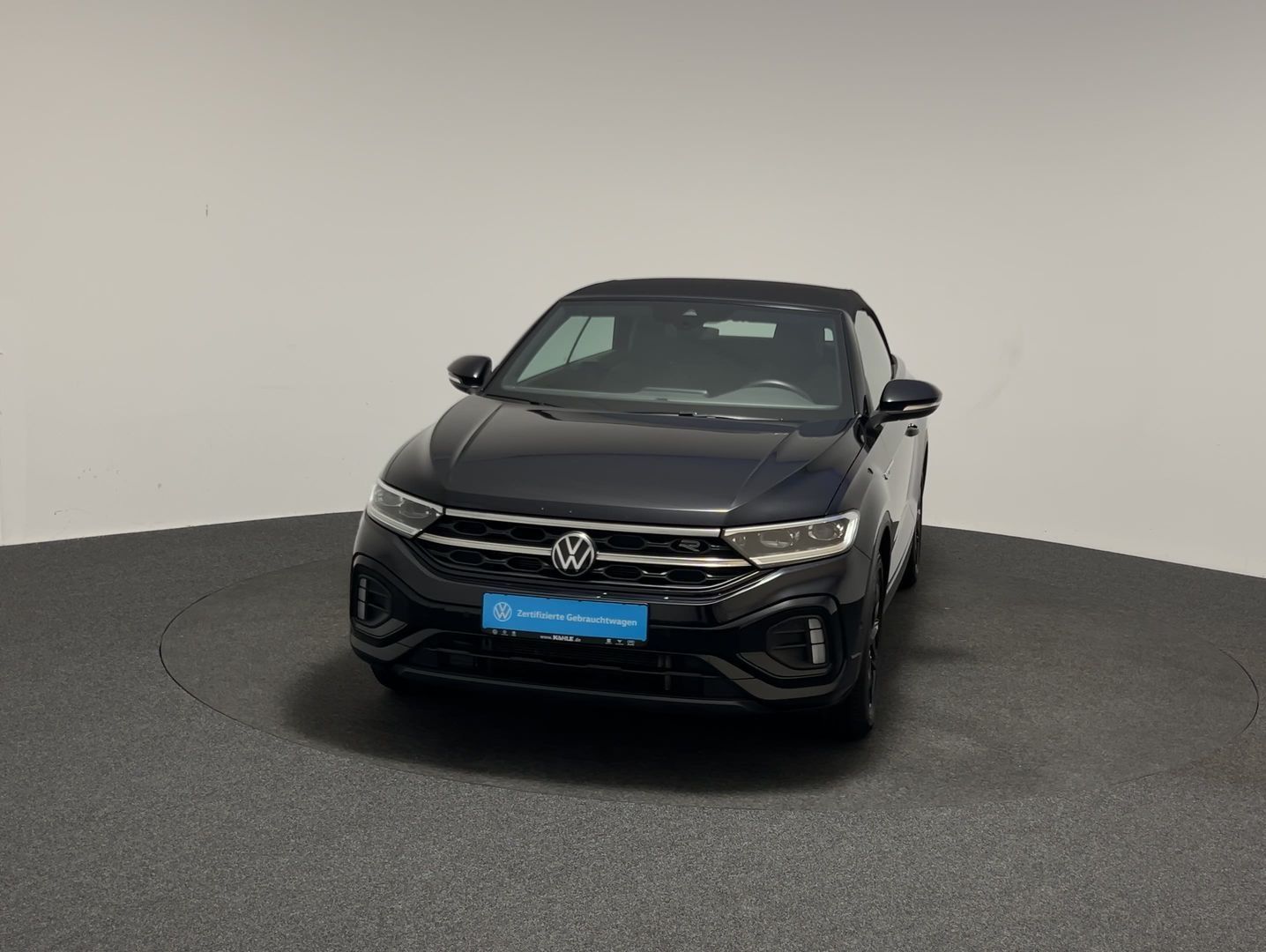 Volkswagen T-Roc 1.5 TSI - Samsaru's Car Outlet