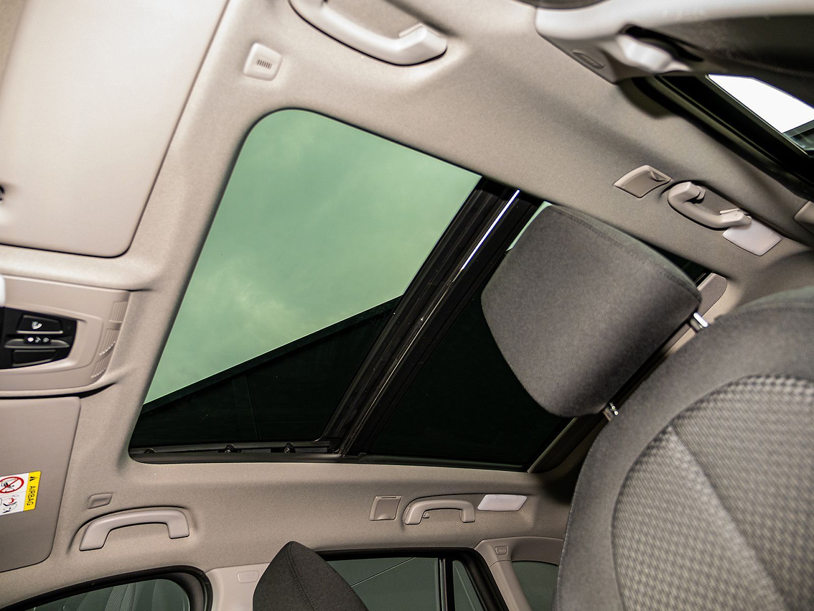 BMW X1 xDrive25eA - Samsaru's Car Outlet