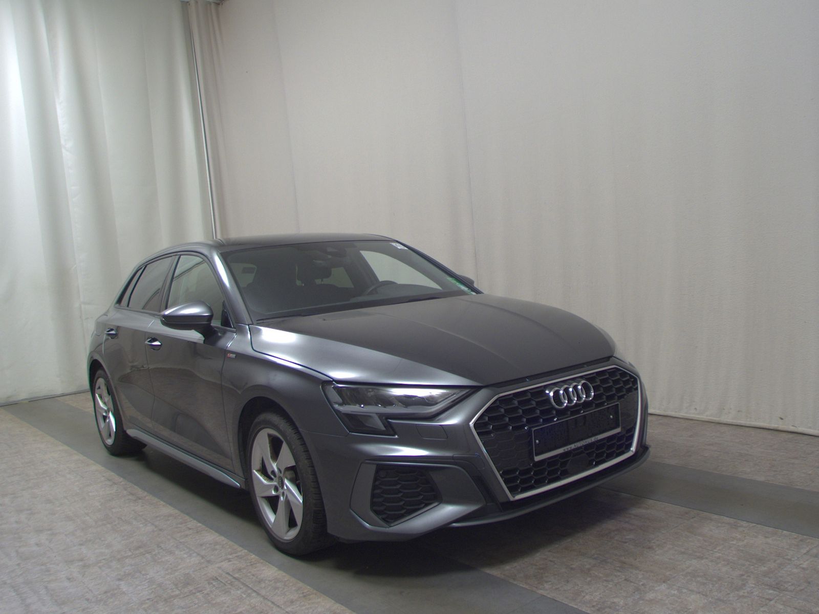 Audi A3 SB 30 TFSI S-Line Navi virtual LED ACC