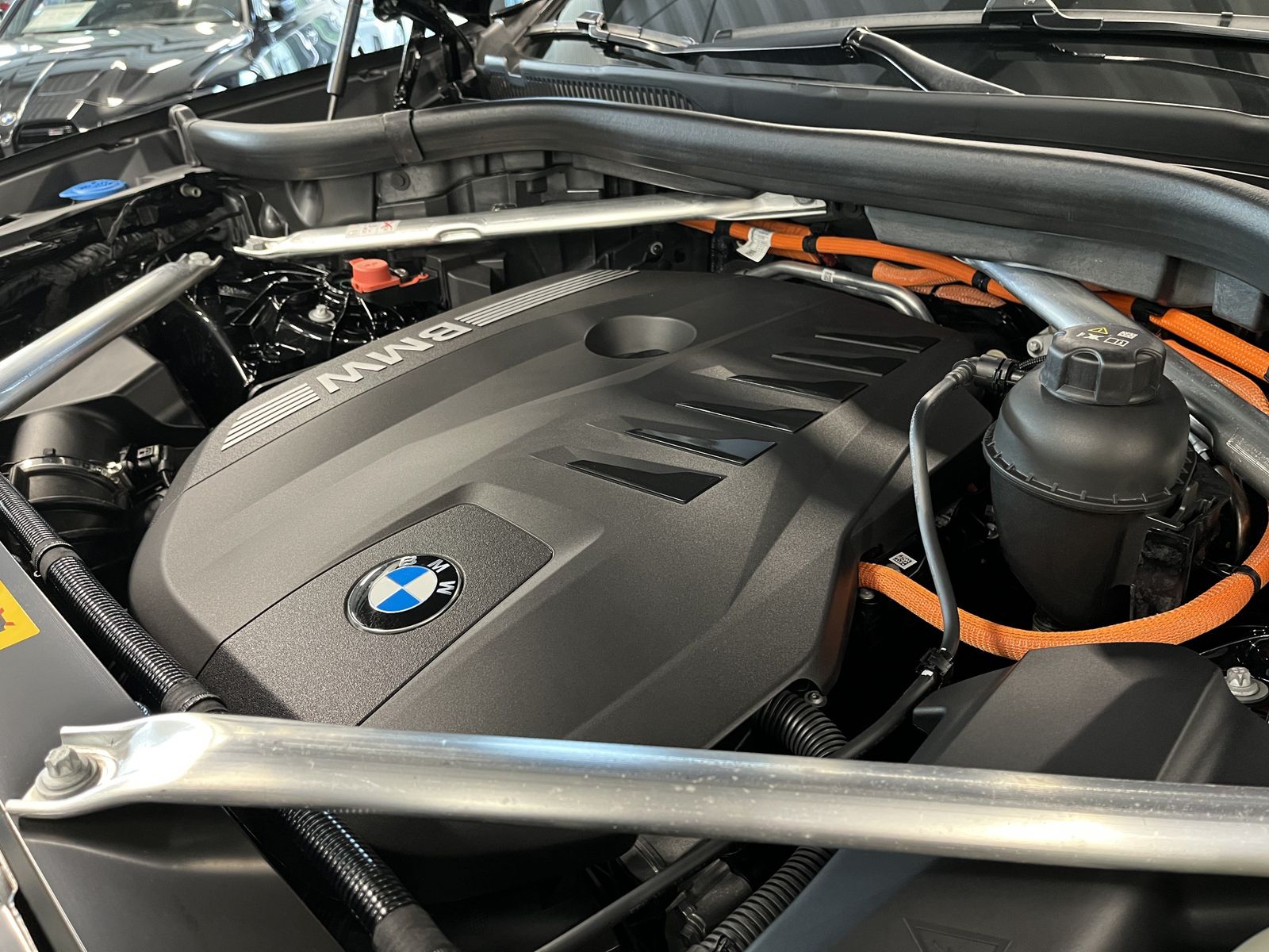 BMW X5 xDrive50e M Sport HUD PANO AHK 360°KAM RFK