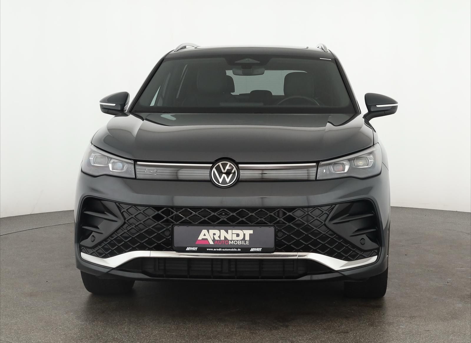 Volkswagen Tiguan 2.0 TDI 4M DSG R-Line Leder Pano Navi 360
