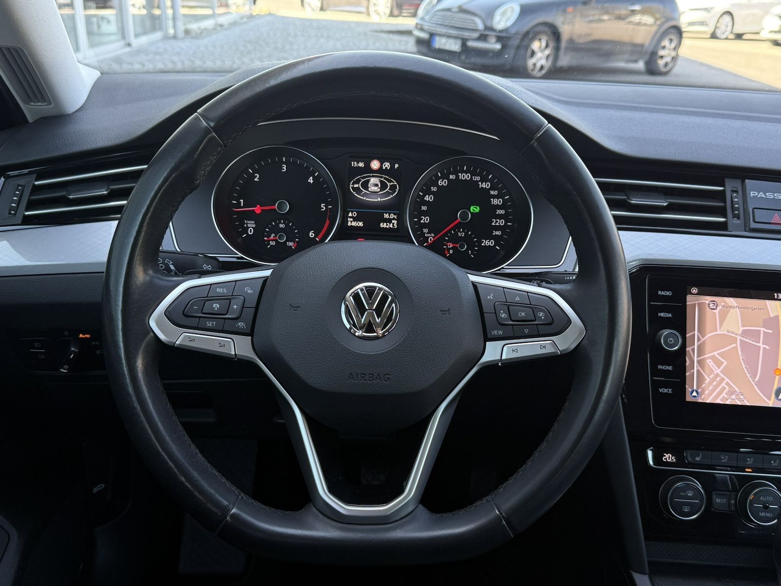 Volkswagen Passat 2.0 TDI BUSINESS - Samsaru's Car Outlet