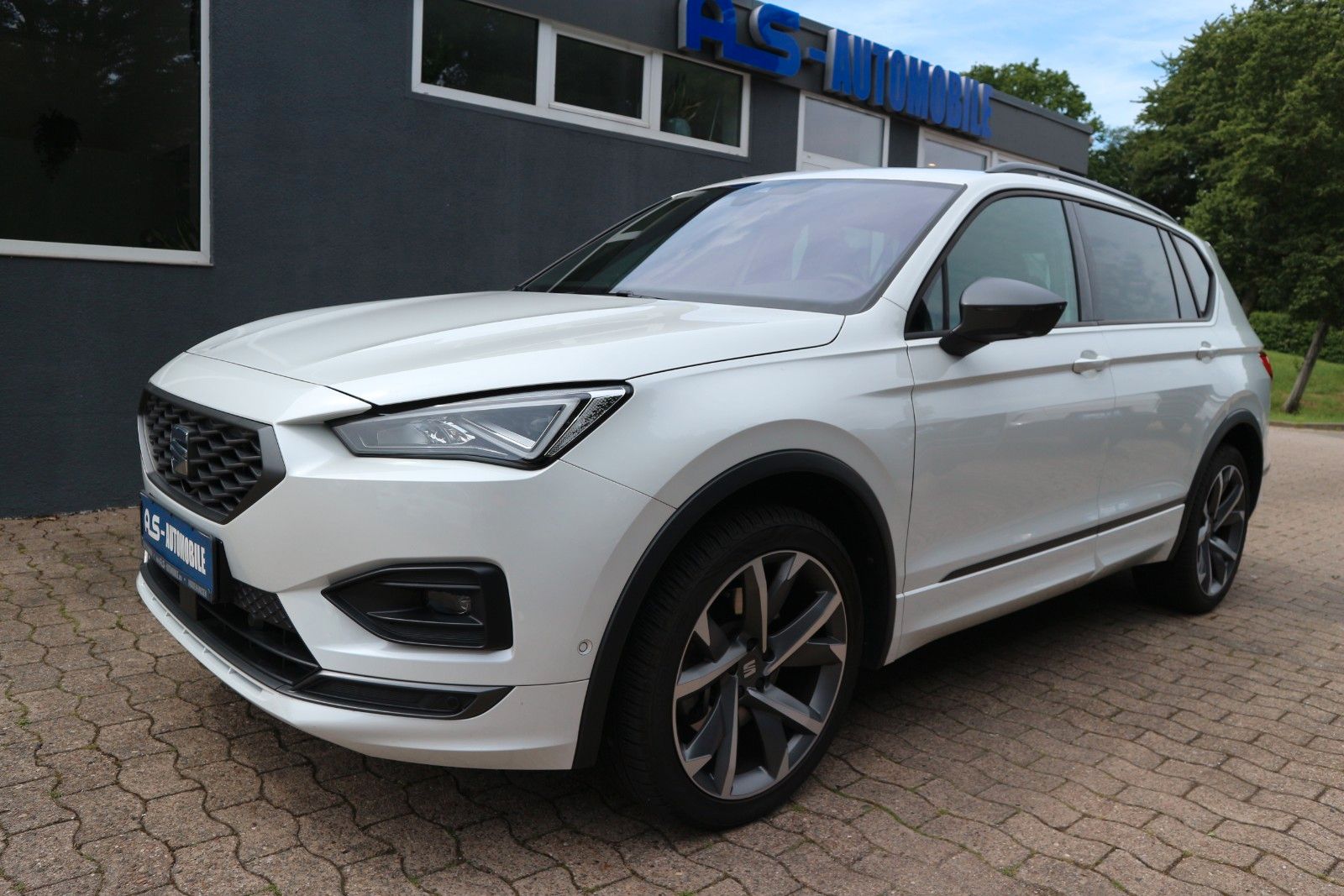 Seat Tarraco FR 4Drive *1.HD/7-SITZER/ACC/PANO/AHK*