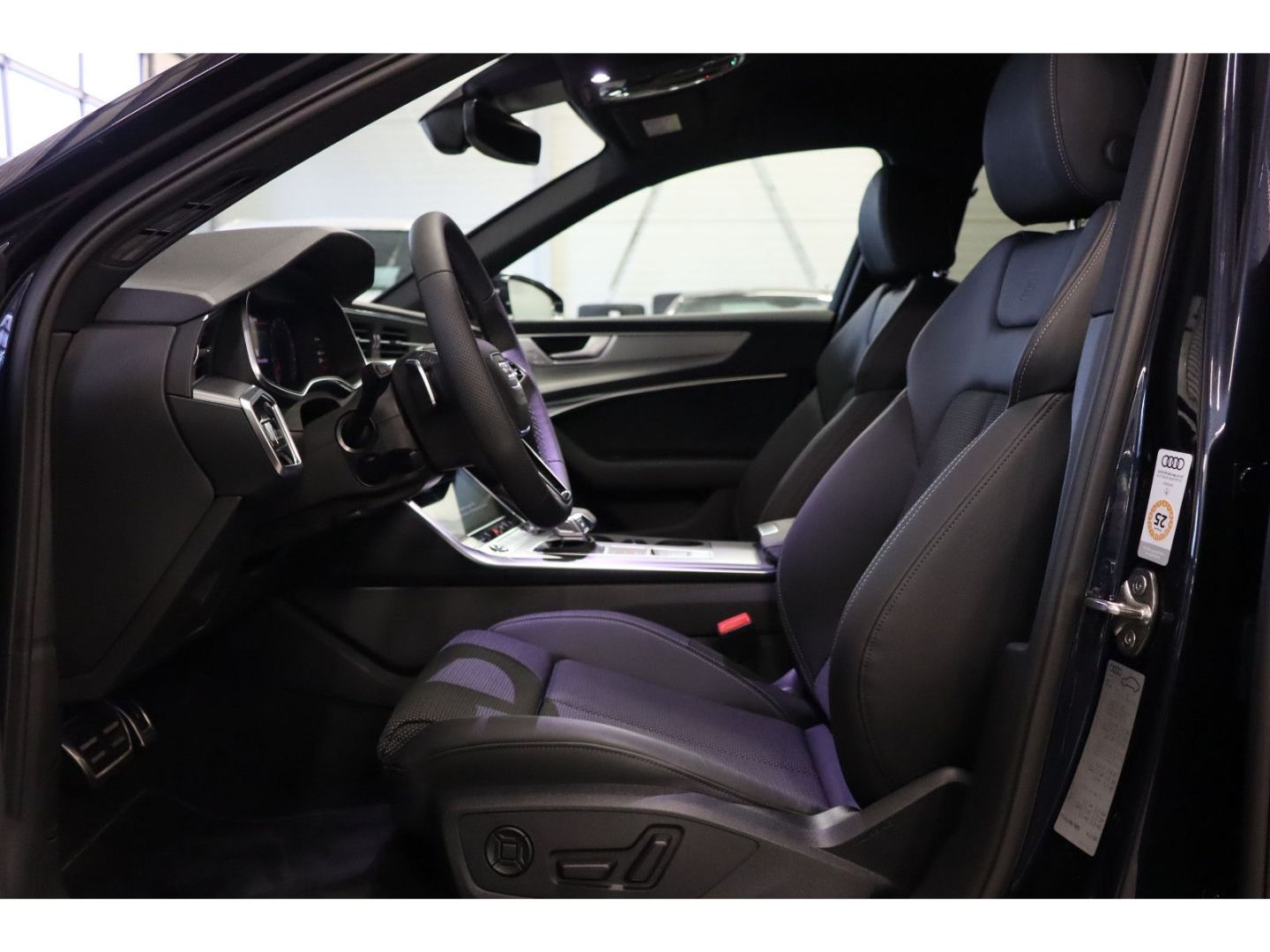 Audi A6 Avant 45 TDI quattro S line - Samsaru's Car Outlet