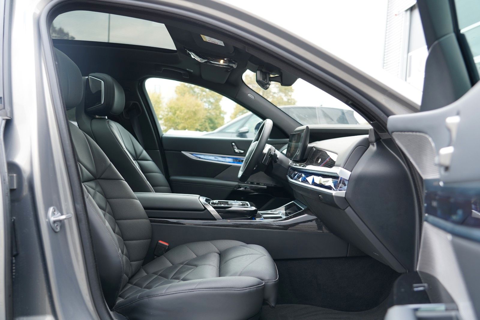 BMW 740d xDrive M Sport SKYLOUNGE LUFT HUD SOFT 360