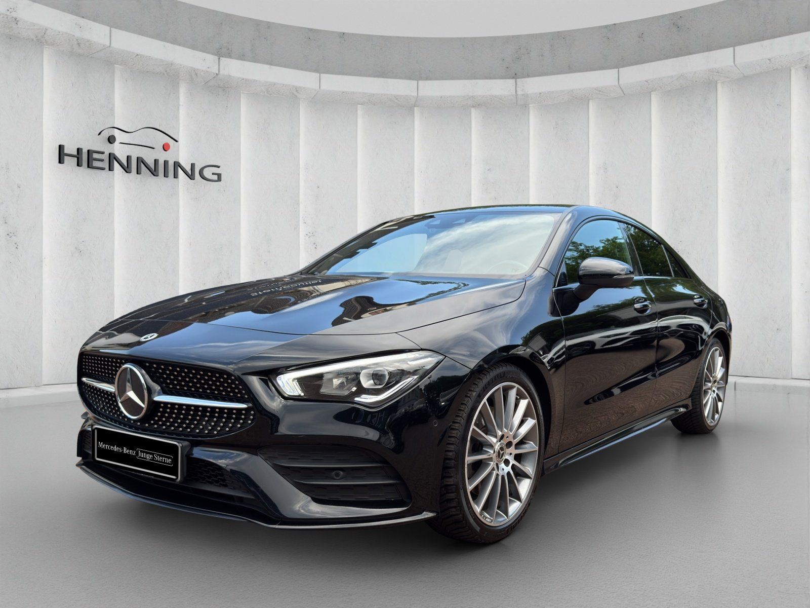 Mercedes-Benz CLA 250 AMG Coupé - Samsaru's Car Outlet