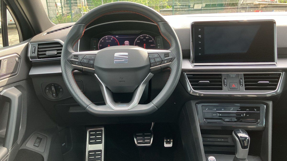 Seat Tarraco FR 4Drive 245 PS DSG 7SITZ+AHK+PANORAMA