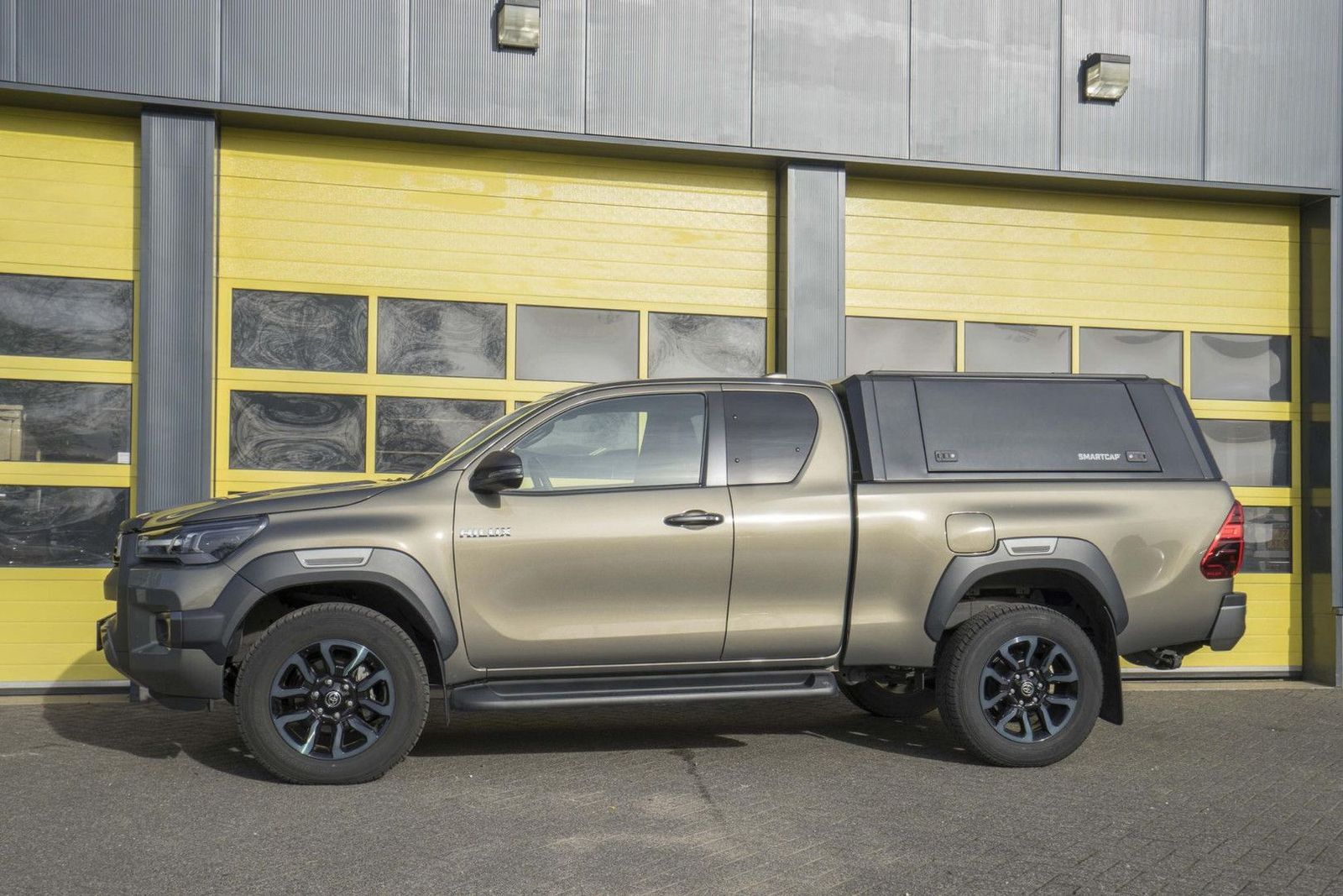 Toyota Hilux 2.8 D-4D Xtra Cab Invincible