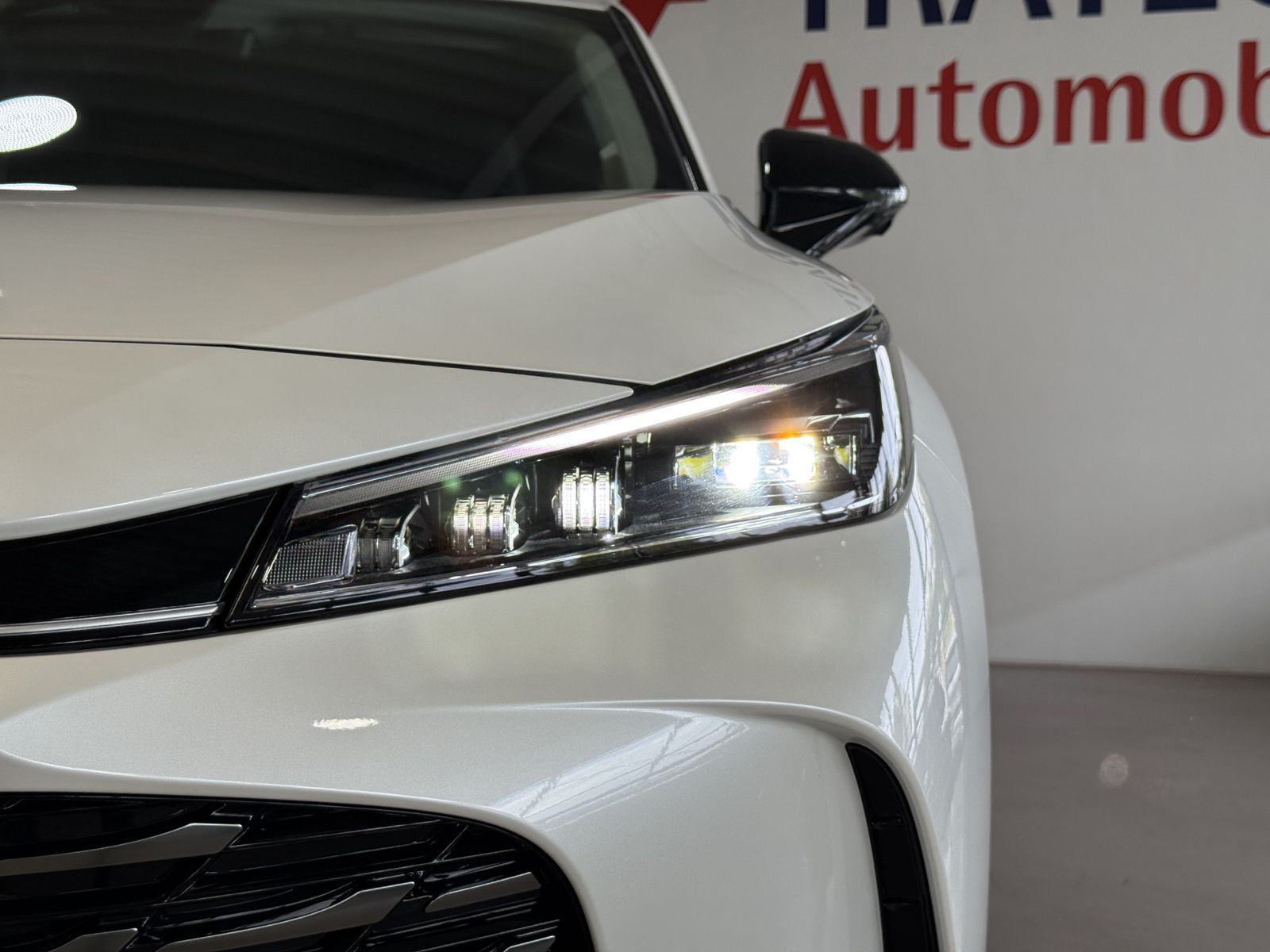 MG HS Hybrid+ Luxury 360° ACC TW Navi LED SH LHZ