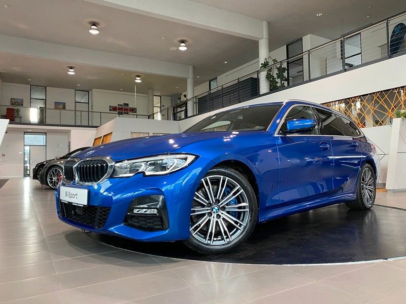 BMW 330i M-Sport - Samsaru's Car Outlet
