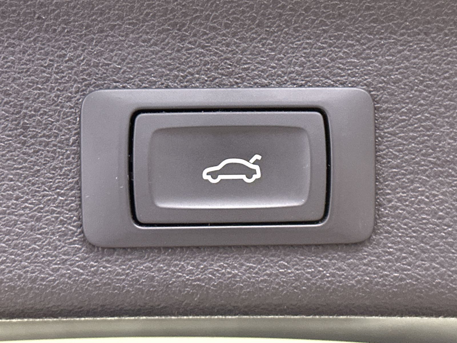 Audi A6 Avant 35 TDI Sport - Samsaru's Car Outlet