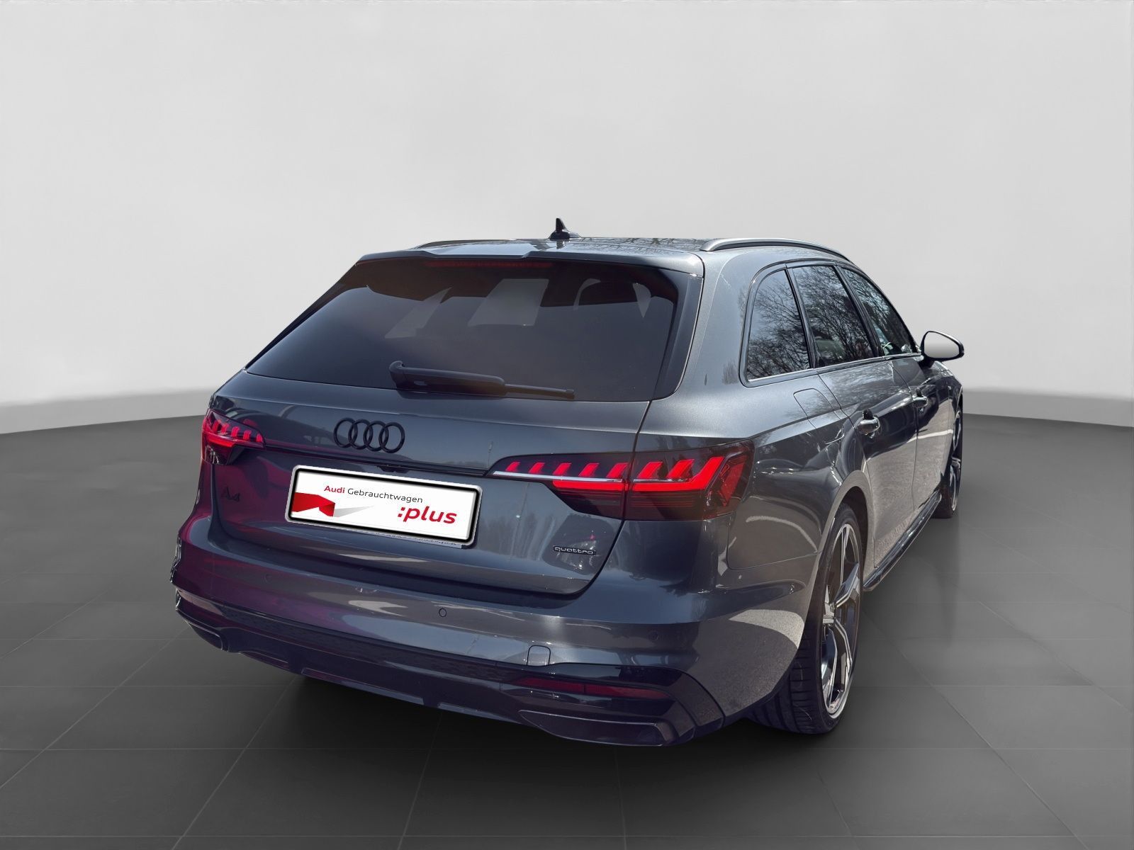 Audi A4 Avant 40 TFSI Q 2x S LINE MATRIX AHK LM19 KAM