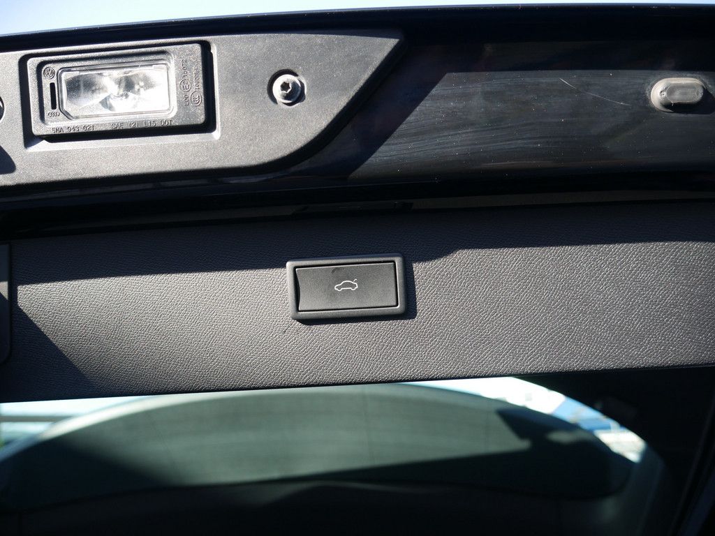 Cupra Formentor 2.0 TSI VZ NAVI AHK ACC LED PANO BEATS