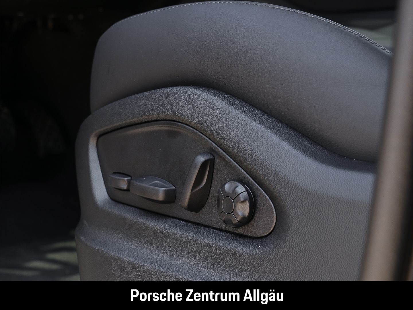 Porsche Cayenne BOSE LED-Matrix Panorama Surround-View