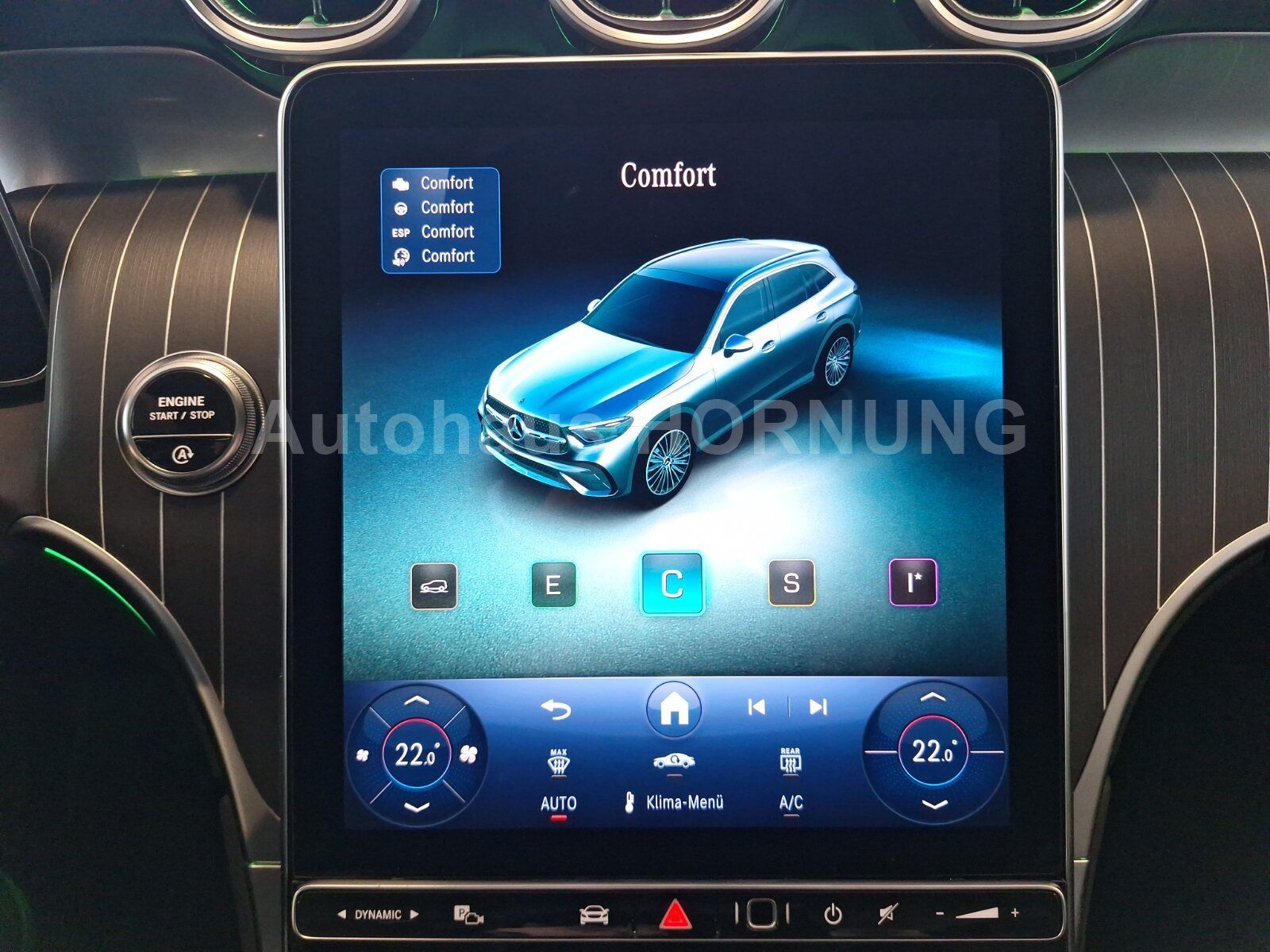 Mercedes-Benz GLC 300 d AMG 4M Edition 360° Distr AHK Memo 20"