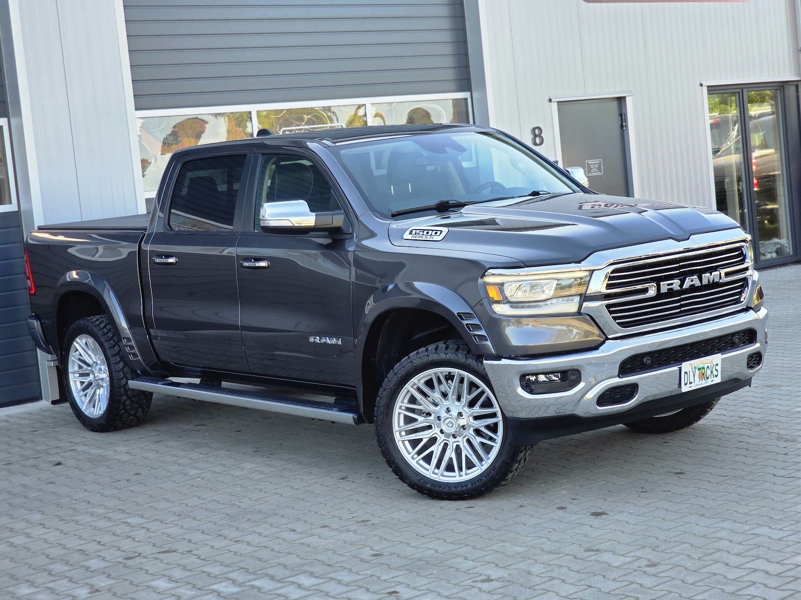 Dodge RAM 1500 5.7 4x4 Laramie Memory AHK LED 3.5´´ RC