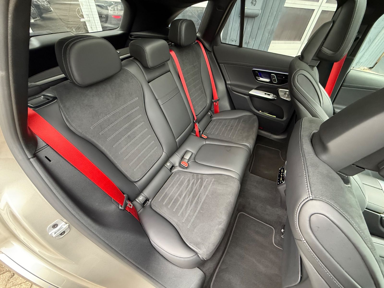 Mercedes-Benz GLC 300 de 4M/AMG/Air/HUD/Pano/Burm/360°/HAL
