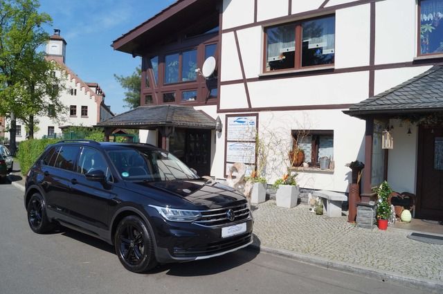 Volkswagen Tiguan Urban Sport 4Motion - Samsaru's Car Outlet