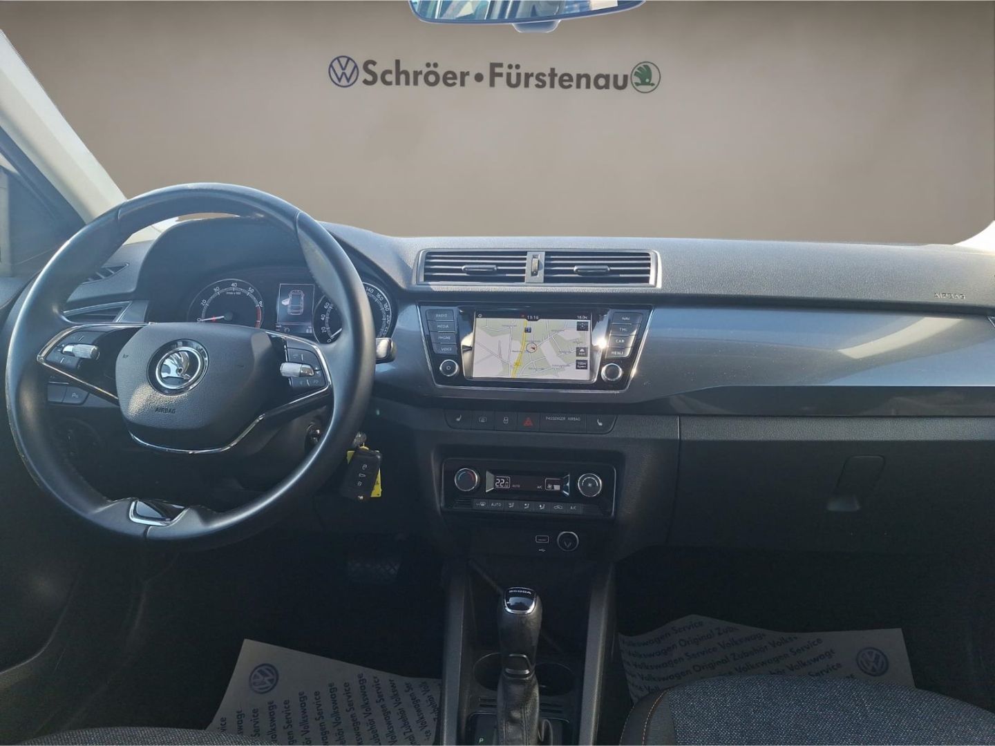 Skoda Fabia Combi 1.0 TSI DSG - Samsaru's Car Outlet