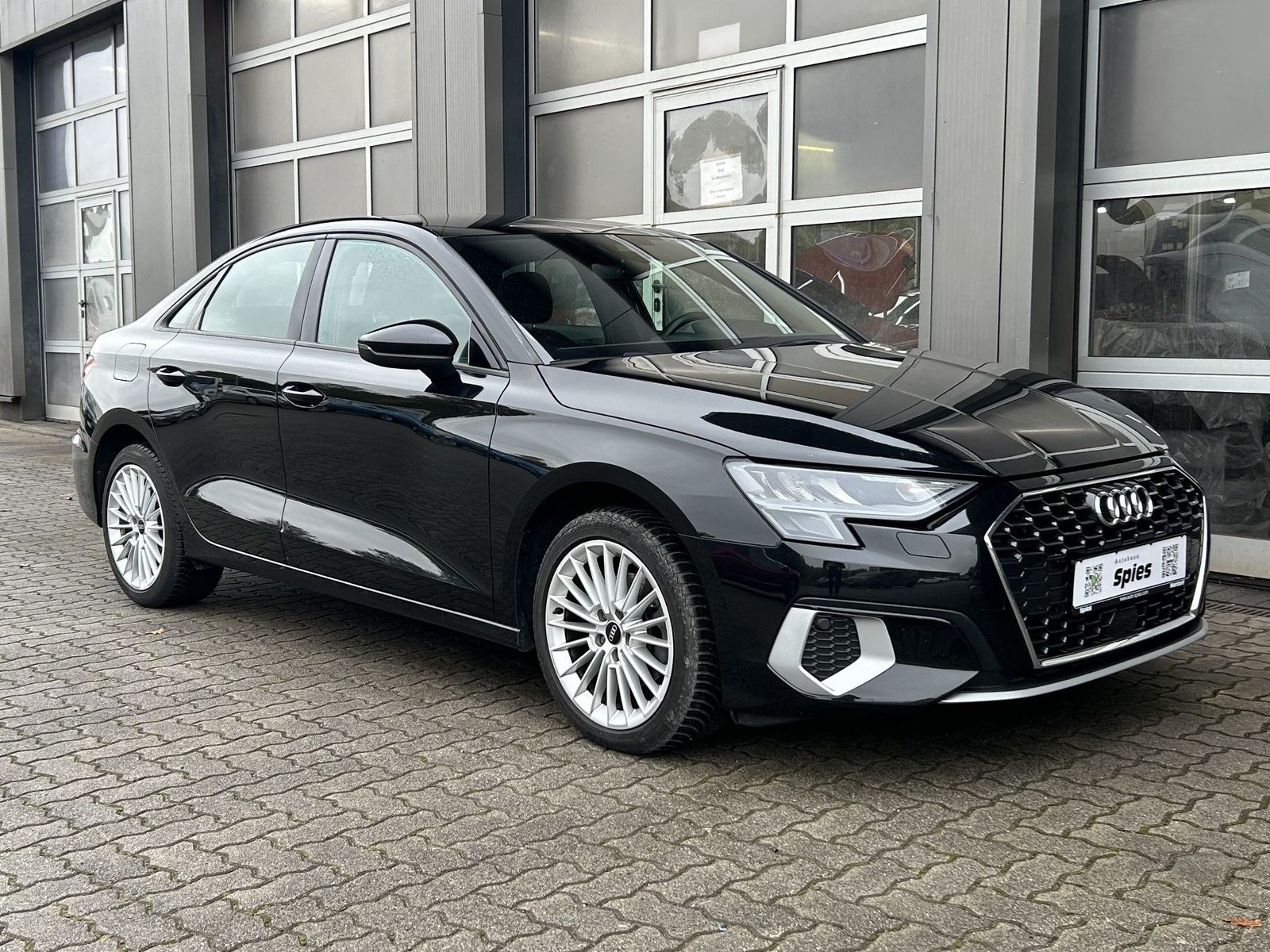 Audi A3 Limousine 2.0 TDI / AHK / Virt. Cock