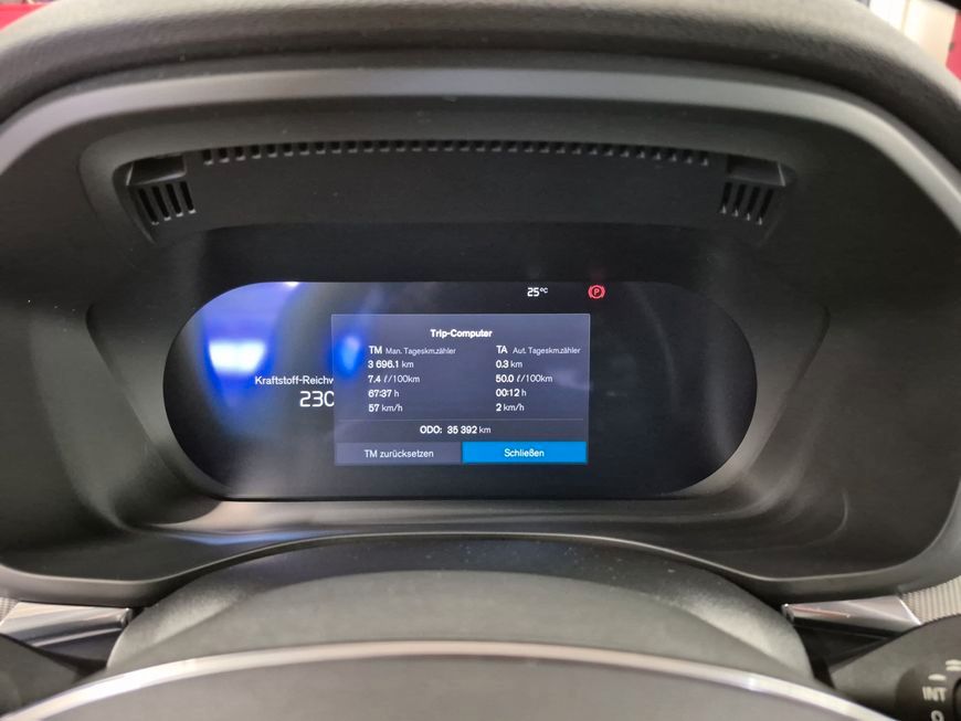 Volvo XC60 B4 D AWD Plus Dark Stdhzg * Sound