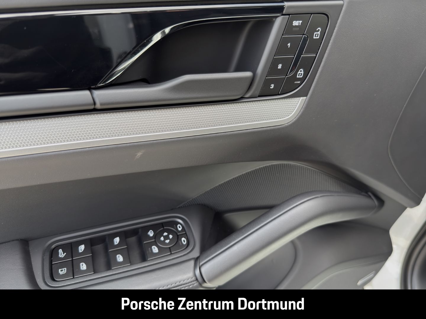 Porsche Cayenne E-Hybrid Coupe Surround-View LED-Matrix